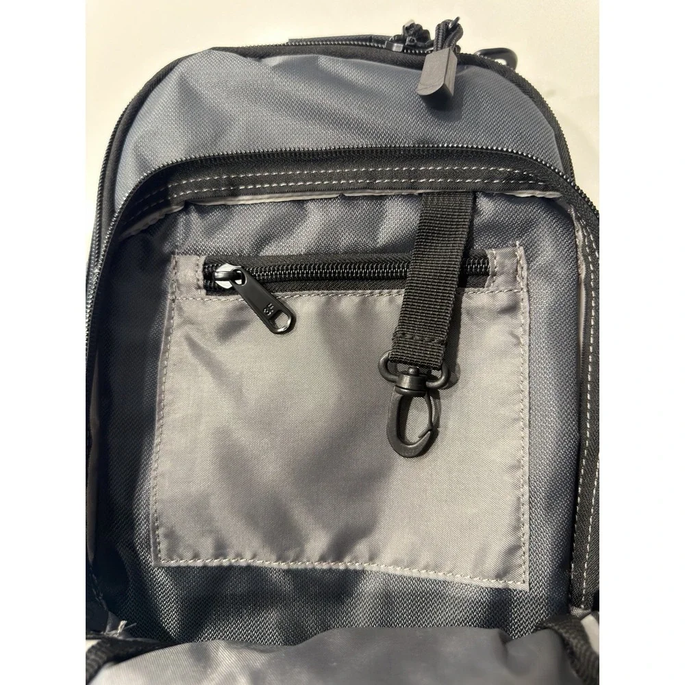New Okeechobee Fats Fly Fishing Tackle Bag Chest Pack Storage Multiple Pockets
